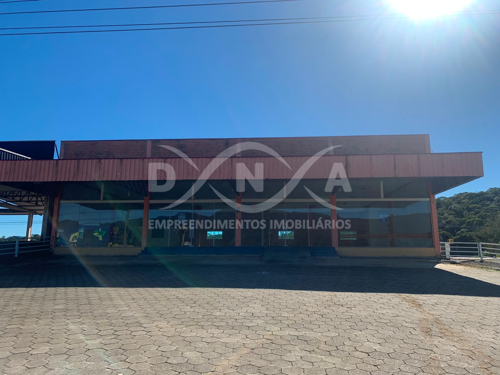 sala-comercial-j